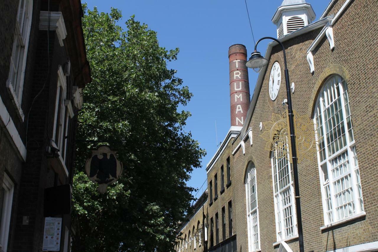 The Dictionary Hostel, Shoreditch, London Exterior photo